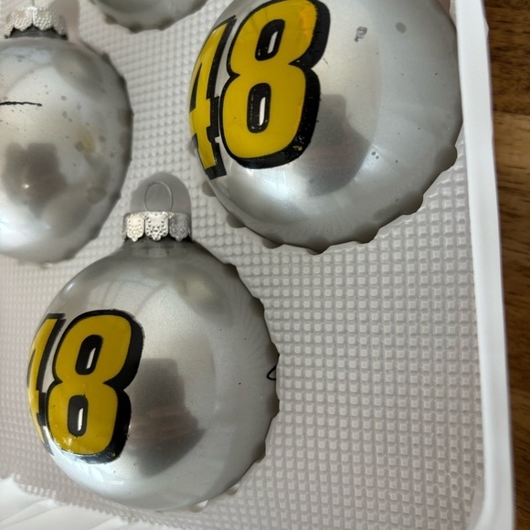 Vintage NASCAR Ornaments glass. Set of 4 - Picture 4 of 13